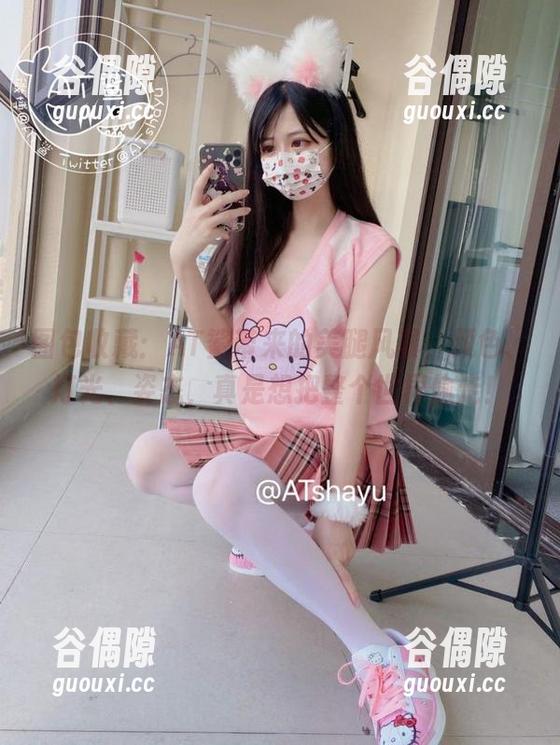 图包收藏：AT鲨带来的美腿风暴，颜色、灯光、姿态，真是想把整个世界偷走！