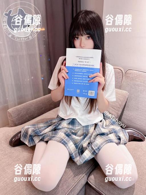 AT鲨的写真更新，剧情那叫一个跌宕起伏！