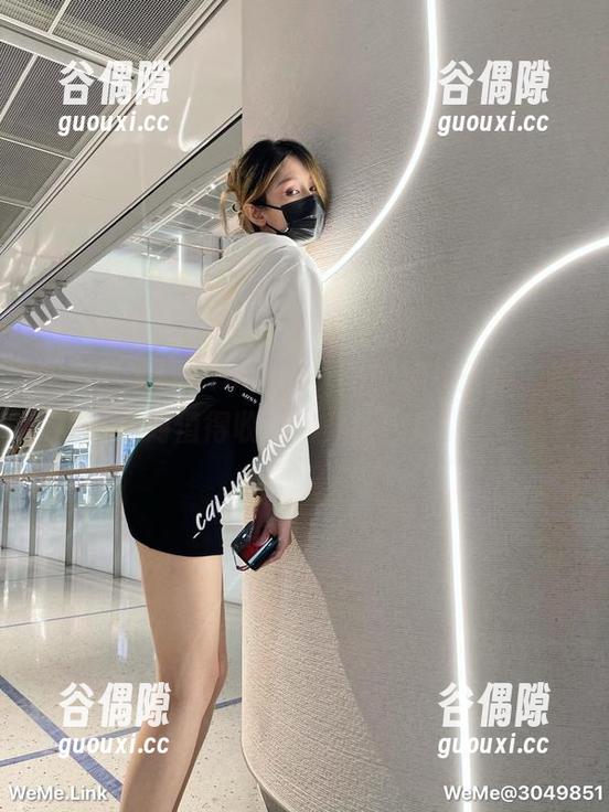 微密圈 - Callmecandy的黑丝玉足，绝对值得收藏的美图合集！