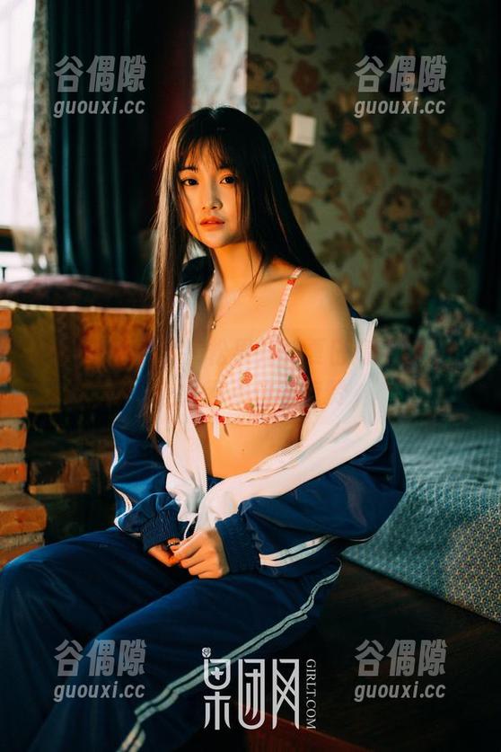 GIRLT果团网-松果儿 GIRLT果团网 - 松果儿的夏日高清壁纸,让人忍不住想点赞