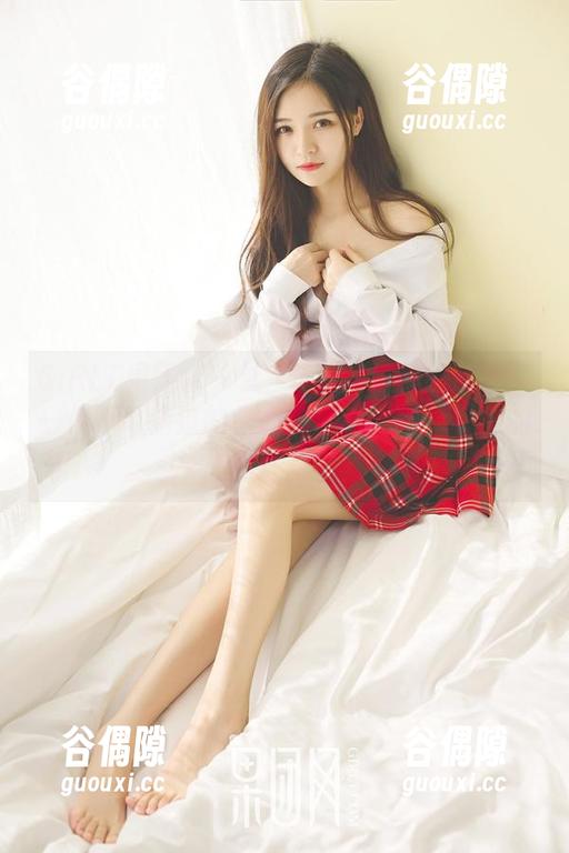 GIRLT果团网 - 龚玥菲与牛仔裤的故事：一场不可错过的作品集分享，可能比你的恋爱还精彩！