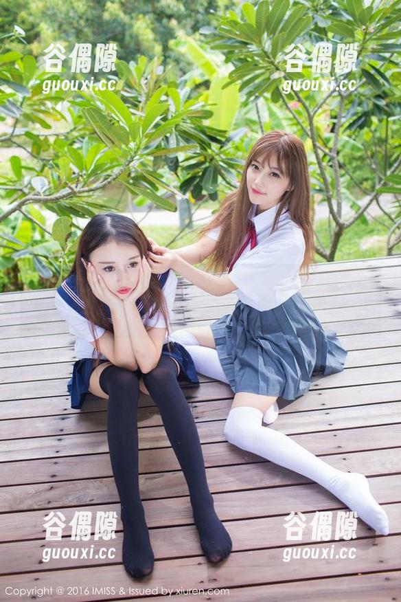 IMiss爱蜜社-乐薇Vivi IMiss爱蜜社 - 一起探讨乐薇Vivi的美脚——美图合集像一场温柔的旅程。