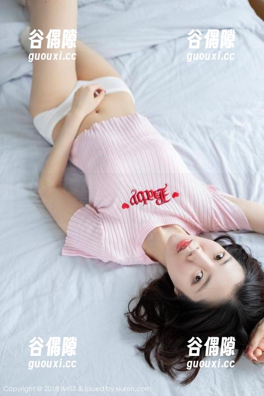 IMiss爱蜜社-逗逗doudou IMiss爱蜜社 - 逗逗doudou姐姐的写真之旅:原图里藏着的幽默,快来看看!
