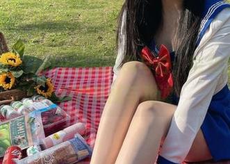 微密圈 – July芝岚的黑与白：精选出乎意料的美丽与戏谑
