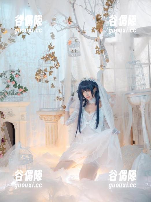 当Luisa_零纱穿上泳衣，私房图包里竟然藏着心动瞬间！