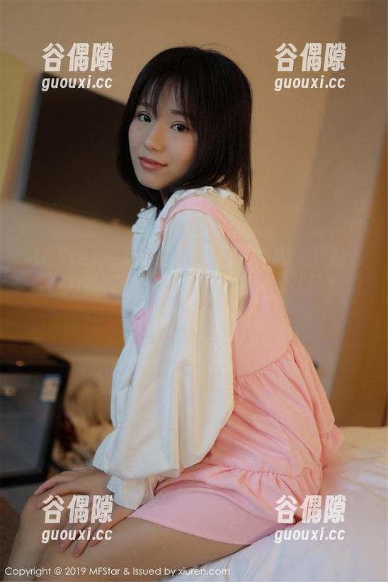 MFStar模范学院-艾静香 MFStar模范学院 - 不只是美脚:艾静香的魅力合集,下载后你会感叹‘这就是我想要的’!