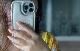 微密圈 – 看MIYA牛仔免费套图，体验到极致的随性与个性，感觉自己也要变身！