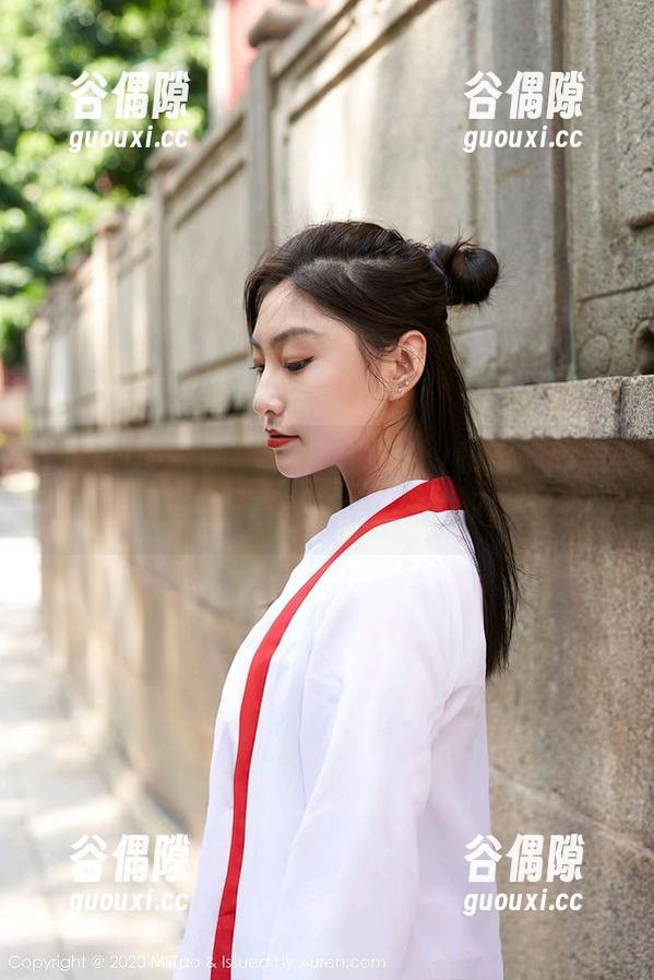 MiiTao蜜桃社 - 小魔女lily和学妹的美图资源，绝对是你无法拒绝的双重诱惑！