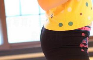 ROSI黑丝写真：美图中的一丝暧昧，想象的无限