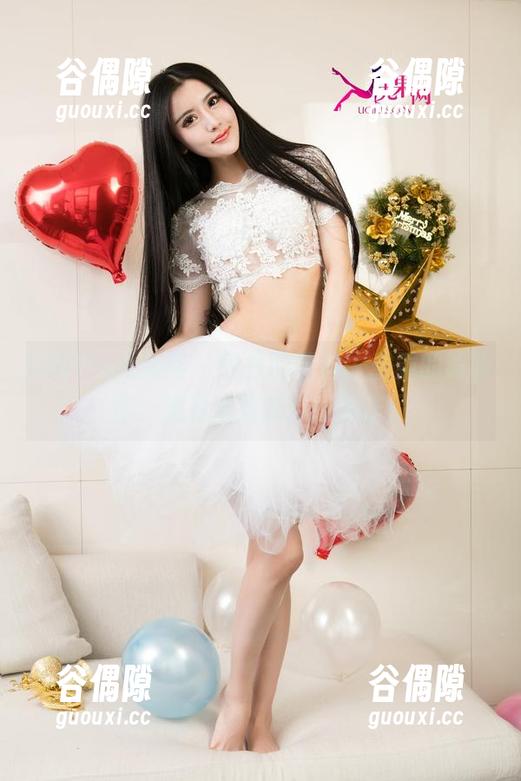 UGirls尤果网 - 轻轻的蕾丝，重重的谭晓彤：观看这难以描述的作品