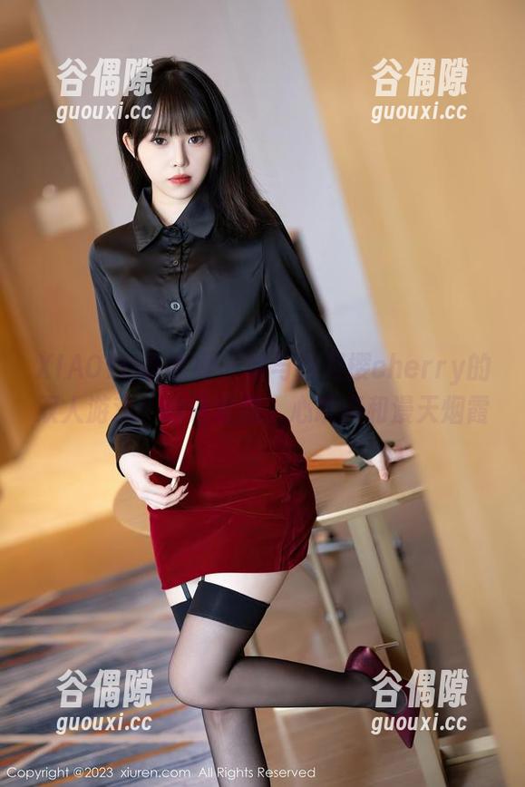XIAOYU语画界-绯月樱cherry XIAOYU语画界 - 参与绯月樱cherry的双人游戏,精选套图,心跳声和漫天烟霞