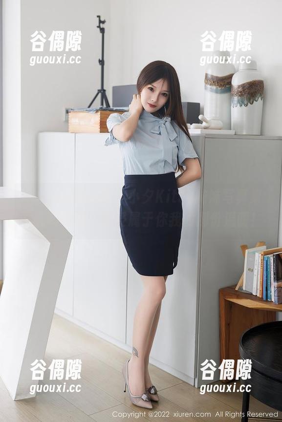 Xiuren秀人网 - 小夕Kitty妹妹写真集：最新释出，感受属于你我的那份温暖！