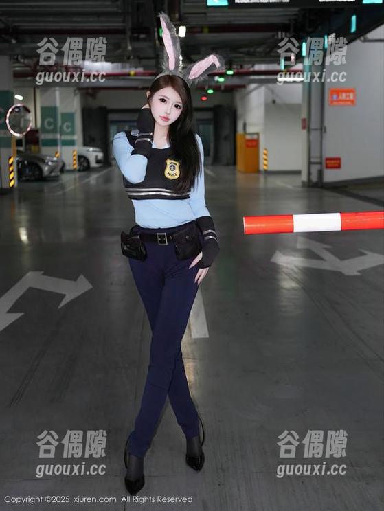 Xiuren秀人网 - 在白裙里寻觅小芭乐的倩影，图片让你一秒心动