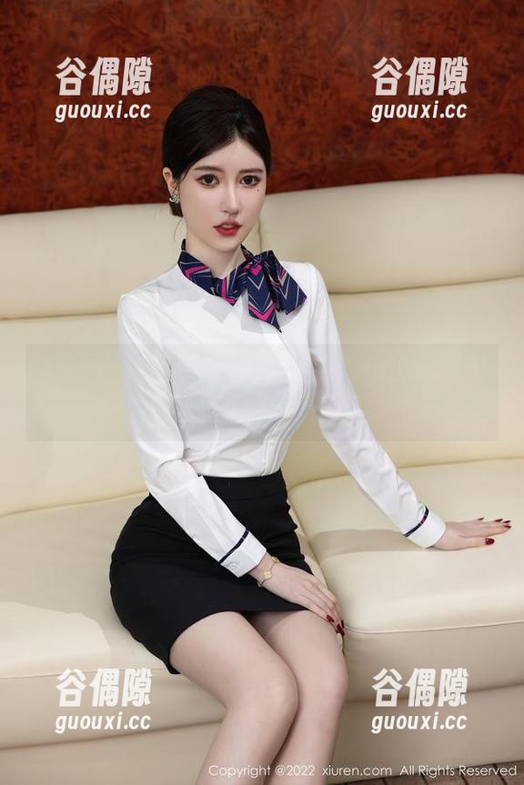 Xiuren秀人网-小逗逗 Xiuren秀人网 - 风中摇曳的小逗逗:长腿美图图包大放送!