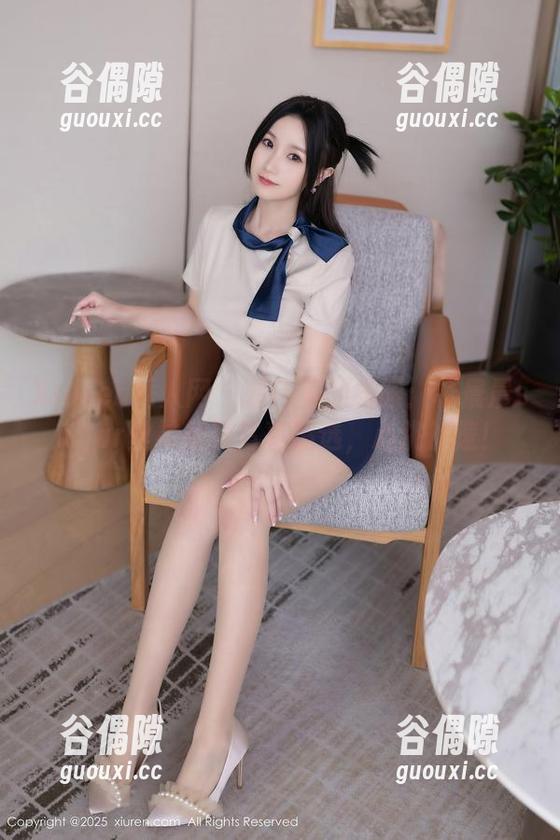 Xiuren秀人网 - 朝向美的极限：杨晨晨sugar丝袜翘臀写真精选，心跳加速！