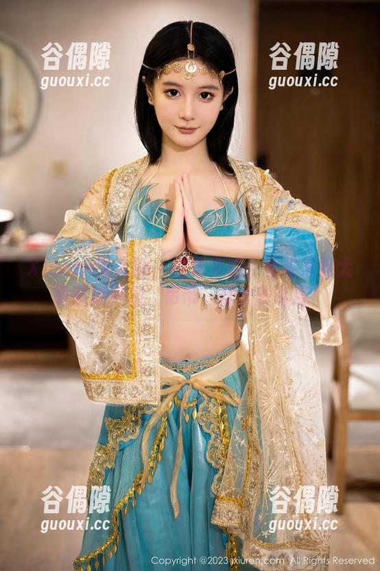 Xiuren秀人网 - 图集来啦！看看米妮大萌萌如何把‘吊带’穿出新高度！