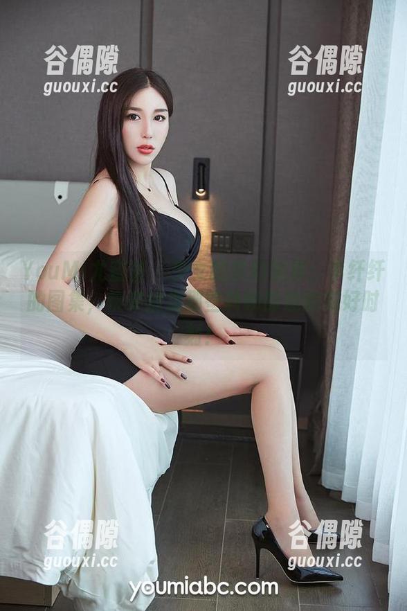 YouMi尤蜜荟 - 少女的梦幻视界：李纤纤的图集，快来捕捉那些转瞬即逝的美好时刻！