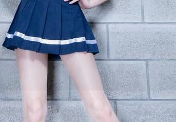 beautyleg – 图包介绍：AVY的万圣节冒险，幽灵与风的低语