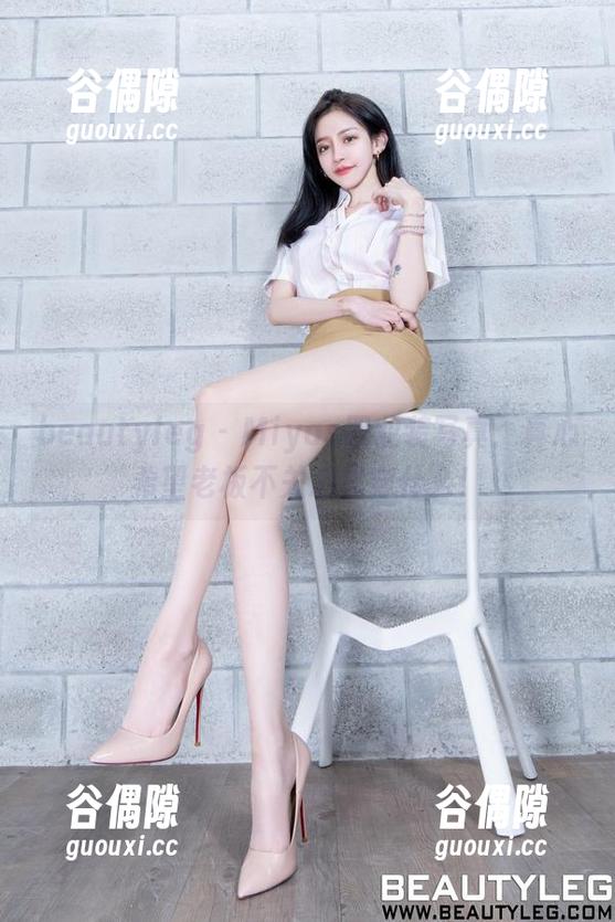 beautyleg-Miyas beautyleg - Miyas职业装写真:真心希望老板不关心我穿什么!