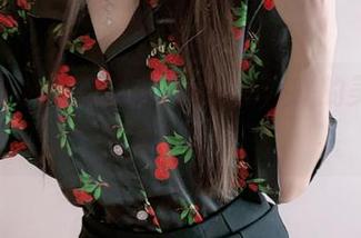 写真中的精彩瞬间，miko酱吖的美腿怎么那么吸引？