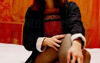 pans – 思妍黑白写真全套：生活在阴影里，光线总是那么叛逆