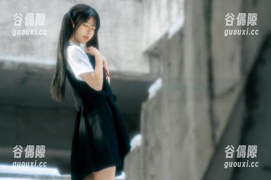 rua阮阮的课间阳光——那些年红色校服下的写真记忆