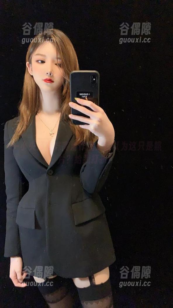 一小央泽穹妹高清作品：你以为这只是照片？给我打折！