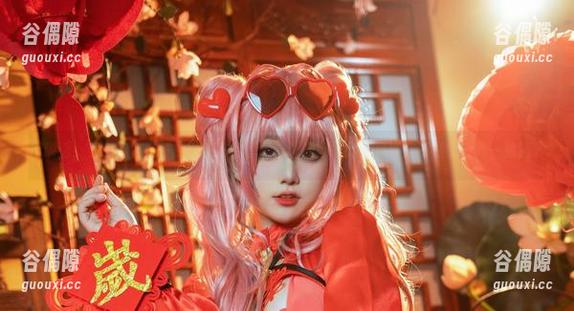 不说话，看七七娜娜子的制服作品套图，让我怀疑她的风格是不是跟我同一频道。