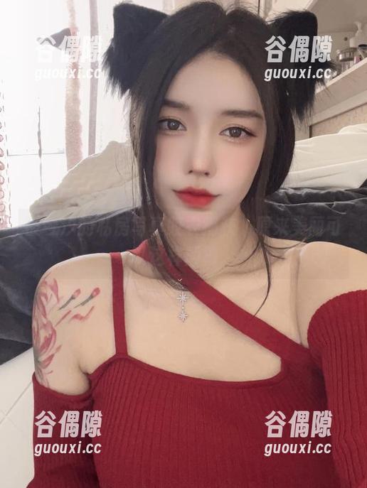被今汐的私房写真胶衣捕获，原来美丽可以这样颠覆。