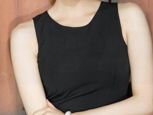 克拉女神 – 芊芊的秘密食谱—高清厨娘壁纸，带你进入美味世界！