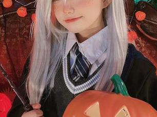 河流的诗：六二二同学的可可莉克写真集，原图如同低语，轻轻点触心弦。