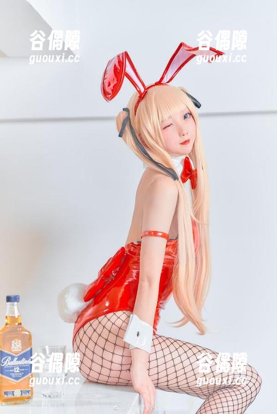 泡澡也能姿势百变？名濑弥七浴缸限定，随时更新的美好瞬间！