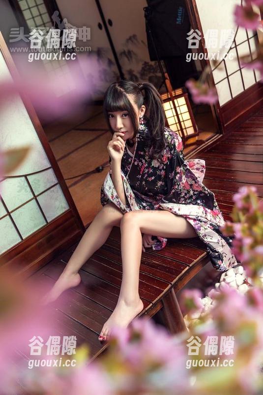 头条女神 - 玄子教你如何用棉袜提升美图资源的品味！