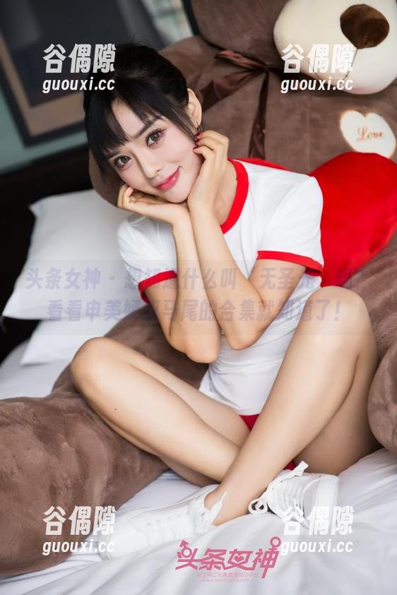 头条女神 - 想知道什么叫‘无圣光’吗？看看申美嫣双马尾的合集就知道了！