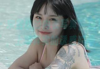 微密圈 – 宋昱欣的内衣写真，放下“圣光”，上演真实的诱惑瞬间。