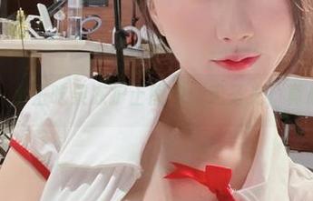 微密圈 – 小玉吃果冻护士图包：无圣光，真心十足。