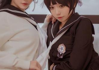 在线醉心于小野妹子w：蕾姆和她的蓝色精灵原图，真是有点儿晕！