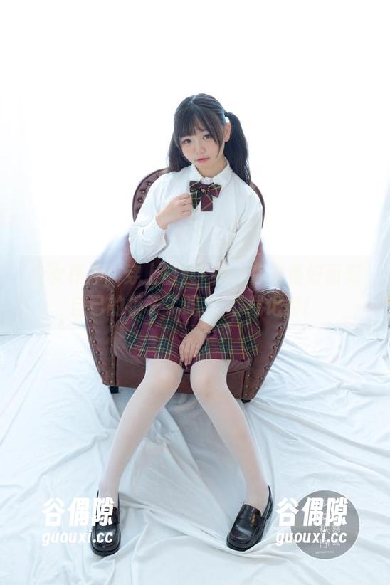少女秩序 少女秩序:穿上白丝T恤,你准备好面对自己的镜子了吗?-下载记得!