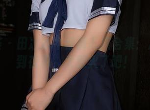 尤蜜荟 – 田冰冰牛仔裤私房合集：从斜阳到夜色，太惹火了吧！