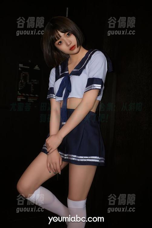 尤蜜荟 - 田冰冰牛仔裤私房合集：从斜阳到夜色，太惹火了吧！