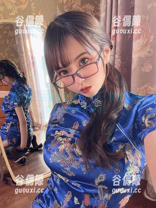 微密圈 - 在线看张思允nice：粉色写真中的隐秘角落与暗示！