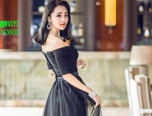 推女神 – 小九Vin的泳装写真合集：阳光下的清凉诱惑