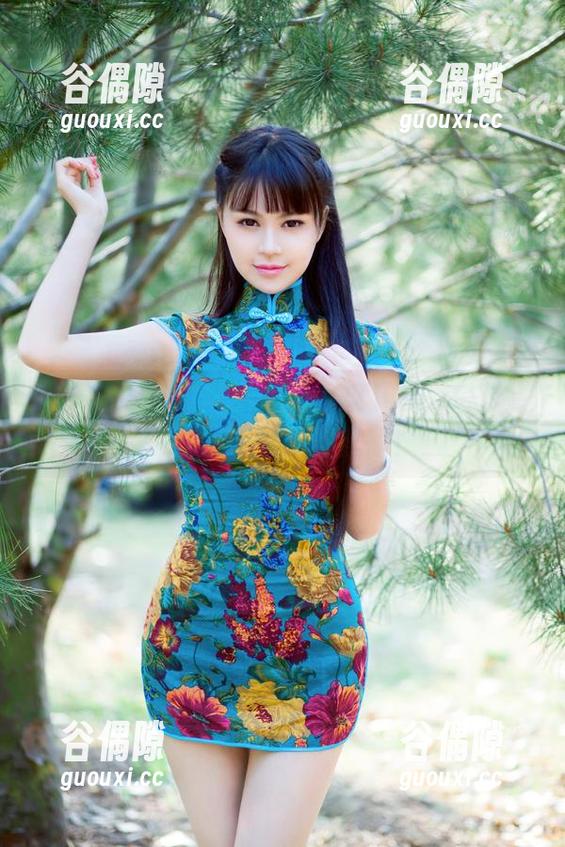 推女郎 - 黄可连衣裙写真集下载，绝对会让你忍不住多瞄几眼！