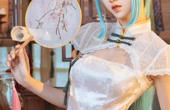 资源大放送！木棉棉OwO教你怎么穿白贞德水手服，顺便美出新高度