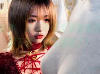 一秒变女神，柒柒不可爱职业装图包等你来下载，别再磨蹭了！