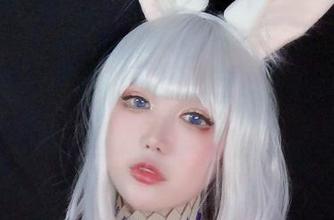 快来看看！椒妮佐仁的浴室写真，水中镜头也能乐翻你！