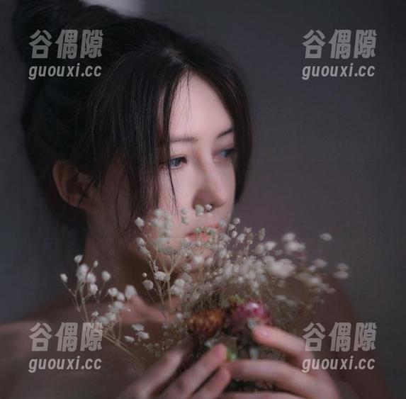 樱晚gigi短裤美图，满满的活力与阳光，像是冬日的第一缕阳光！