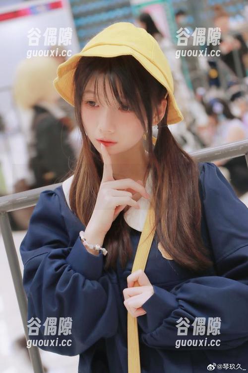 清青琴玖 从未见过的清青琴玖制服精选:光影像是情人般缠绵