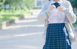 掀开神乐坂真东的电子相册，白贞德套图背后的小秘密