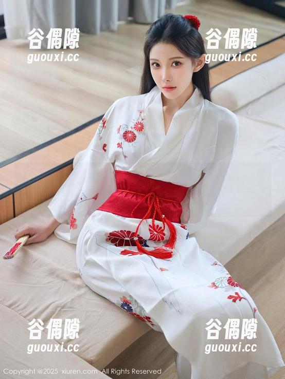 秀人网 - 会飞的小虎牙秘书写真精选，看完后你也许想找个秘书试试